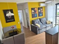 Apê novíssimo, 2 qts completo, garagem, ar condicionado, wi-fi, perto dos shoppings e RioCentro, TV50", aceita pet - B&B Rio de Janeiro