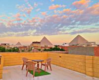Hemo Pyramids guest house view - B&B El Cairo