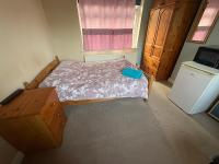 Private Lovely double bedroom - Chambres d'hôtes High Wycombe