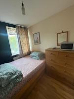 Private Lovely double bedroom - Chambres d'hôtes High Wycombe