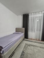 Уютная квартира - Bed and Breakfast Karakol