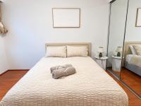 A Quiet Urban Retreat in City - B&B Sydney