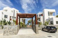 Beachfront Apartment - Ocean Terraces, Poste Lafayette-B1 - B&B Poste Lafayette