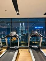 Luxe Colony Infinitum by Willow Trip - Bed and Breakfast Kuala Lumpur