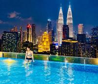 Luxe Colony Infinitum by Willow Trip - Bed and Breakfast Kuala Lumpur