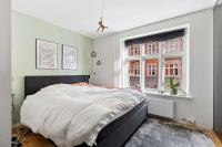 Large apartment in Aalborg with a beautiful garden view - B&B Aalborg