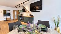 Luxus Ferienwohnung Himmel und SPA mit privater Sauna und Wellnessdusche inkl Wifi und Parkplatz für 4Personen - Bed and Breakfast Muhr am See