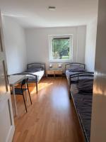 4-5 Personen Monteurs Wohnung in ruhiger Wohnlage - B&B Halle