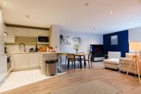 Gated Parking Quiet block lift Sleeps up to 4 - Ferienwohnung Chester
