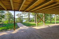 Direct Lake Access! Greers Ferry Home w/ Game Room - Chambres d'hôtes Greers Ferry