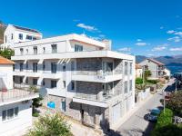 Riva Residence - B&B Ðenovići