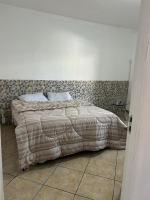 Quarto para casal ou solteiro custo-benefício - B&B Hortolândia