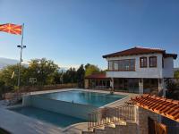 Macedonium Luxury Villa with pool & panoramic view - B&B Skopje