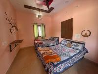 Om Sai Stays - Bed and Breakfast Hampi