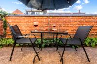 Stylish Garden Apartment 2 Beds 2 Baths with Free Parking - B&B Nottingham