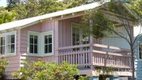 Rose by Hyams Beach Seaside Cottages - Bed and Breakfast Hyams Beach