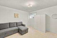 A Peaceful Stay in Central Coquitlam - B&B Coquitlam