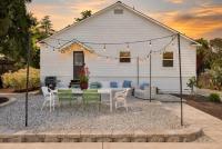 Stylish Central Napa Home with Serene Private Yard - Chambres d'hôtes Napa
