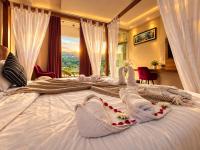 King Room with Mountain View