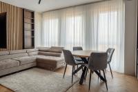 Flyhome- Kingsize Bed, Underground Parking, Airpor - Bed and Breakfast Cluj-Napoca