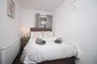 4 Bed - City Centre Parking - Ideal for Contractors - B&B Swansea