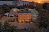 Elegy House - 18th century Manor Home - Bed and Breakfast Stoke Poges