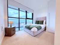 Walk to Wembley-Garage parking- pet friendly -3 min walk to underground - B&B Londres