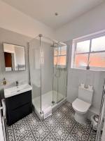 Chambre Double ou Lits Jumeaux avec Douche
