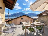 Independent Stone House with Lake View - B&B Musso