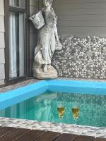 Feather and Antelope self-catering cottage - Ferienwohnung Mahikeng