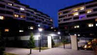E3 Luxury OldTown Apt - Free Parking, Supermarket, PCscreen, Netflix, Unlimited Music, Aircon - B&B Košice