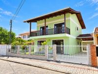 053 - Casa para 10 pessoas em Bombas - B&B Bombinhas