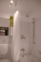 Apartment Ela - Düsseldorf Stadt & Wald - B&B Düsseldorf