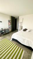 Hermosa habitación amoblada en Centro Internacional - Chambres d'hôtes Bogota