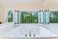 Ozark Spring Cabin 06 Spring Haven King Spa Tub - B&B Eureka Springs