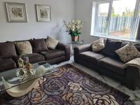 SAV 5 bedroom Executive detached house in Leiceste - B&B Humberstone