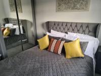 SAV 5 bedroom Executive detached house in Leiceste - Chambres d'hôtes Humberstone