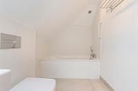 Modern | Large | 3 Bed house Uxbridge | Heathrow - Chambres d'hôtes Cowley