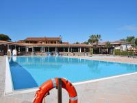 Villa in Cecina Mare near Sandy Beaches - B&B Marina di Cecina