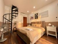 Aura Nest Old Quarter - B&B Hanoi