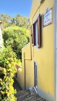 Garden apartment by Moorish Castle trails - B&B Sintra