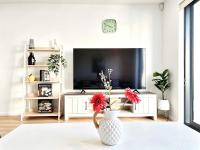 B AKL Airport Brand New Sleeps5 Free Parking - Chambres d'hôtes Auckland
