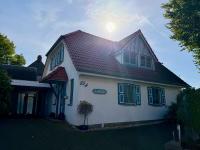 Haus Clarissa, App 02 - B&B Ostseebad Wustrow