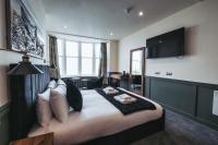 The Royal Bar & Shaker - B&B Morecambe