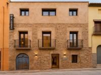 HOSTAL Ca l Hereu - Bed and Breakfast la Granja d'Escarp