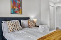 Stylish 2BR Getaway - Old Port Montreal - Ferienwohnung Montreal