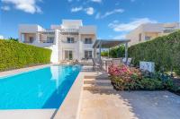 Ollystays Luxury 4BR Villa, Heated Pool, Joubal Lagoon View ! - B&B Hurghada