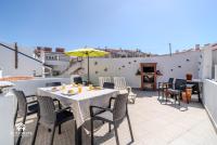 Azenha Beach House - Sea view with BBQ - B&B Santa Cruz