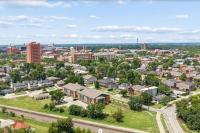 Monnett OU-3 bed 3 bath apartment close to OU - B&B Norman