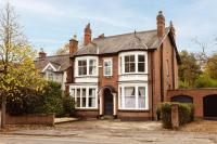 spacious 5 Bed house /sleeps 10/ garden and parking - Chambres d'hôtes Leicester